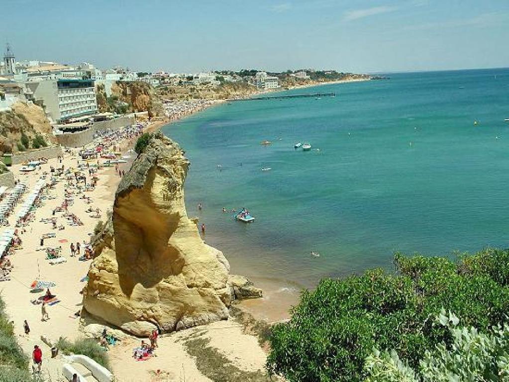 Residencial Capri By Umbral Hotel Albufeira Kültér fotó